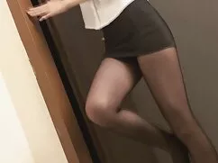Porno Pinky striptiz kulübünde kapüşonlu porno filmleri türk