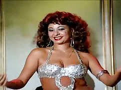 Ucuz genç para kazanmak için mastürbasyon. zevk almak türk sineması porno filmleri